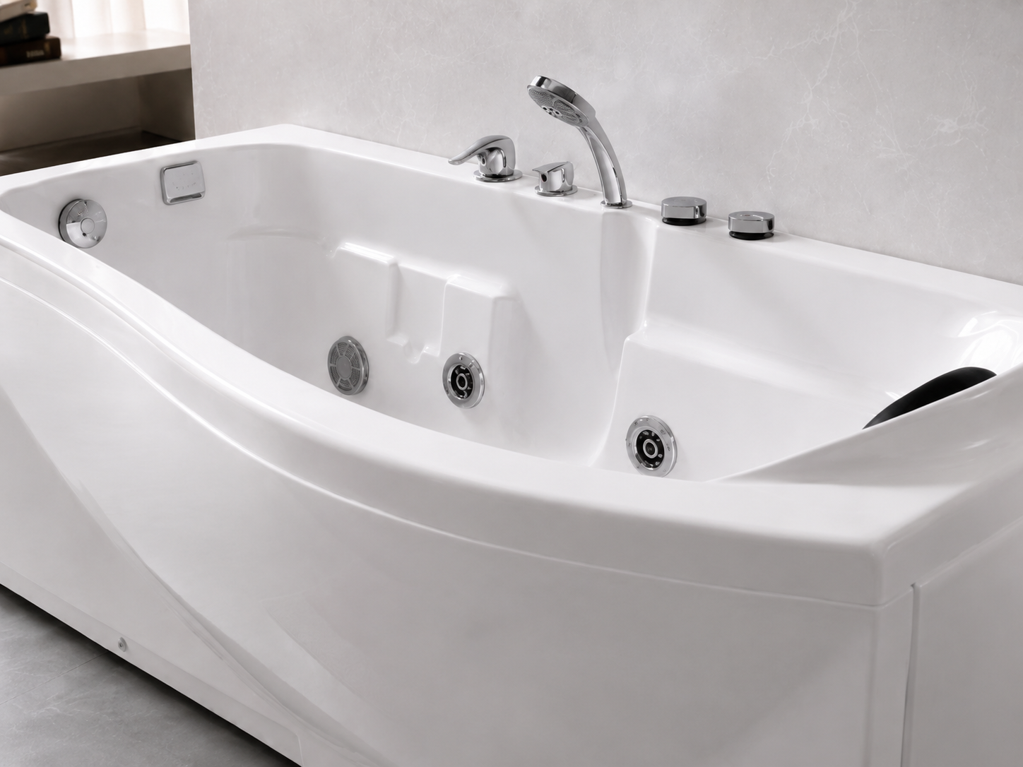 Indoor Massage Hot Tub 1 Person Soaking Bathtub with Faucets view 04